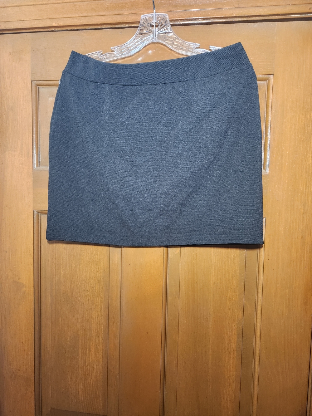 Apt. 9 NWT Medium Black Zip Front Pencil Skirt